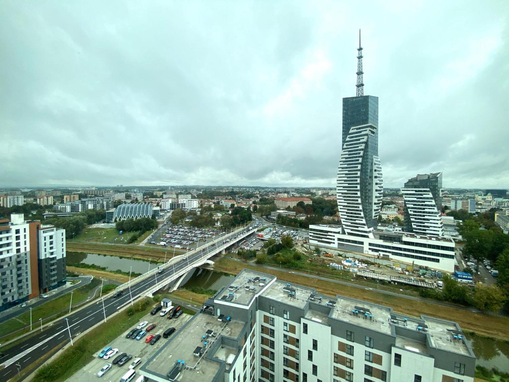 Panorama Capital Luna Rzeszów Kültér fotó